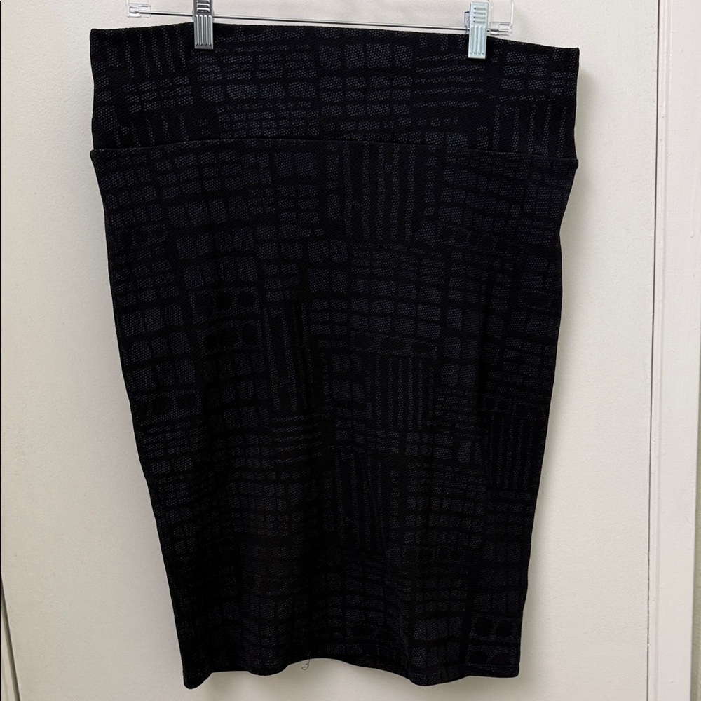 LuLaRoe Casual Skirt Black with Geometric Patterns Size Large - Picture 1 of 3